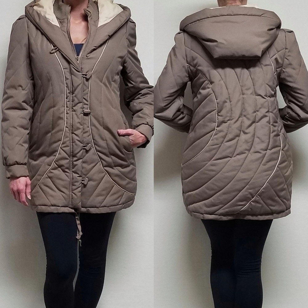 VINTAGE 70s Windy Weather Paulette Taupe Large Hooded Insulated Puffer Coat